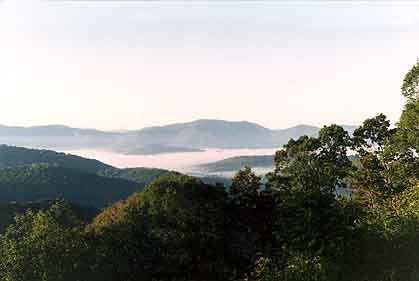 Milepost 380 of the Blue Ridge Parkway on North Carolina BBS route (73121) in 2001.